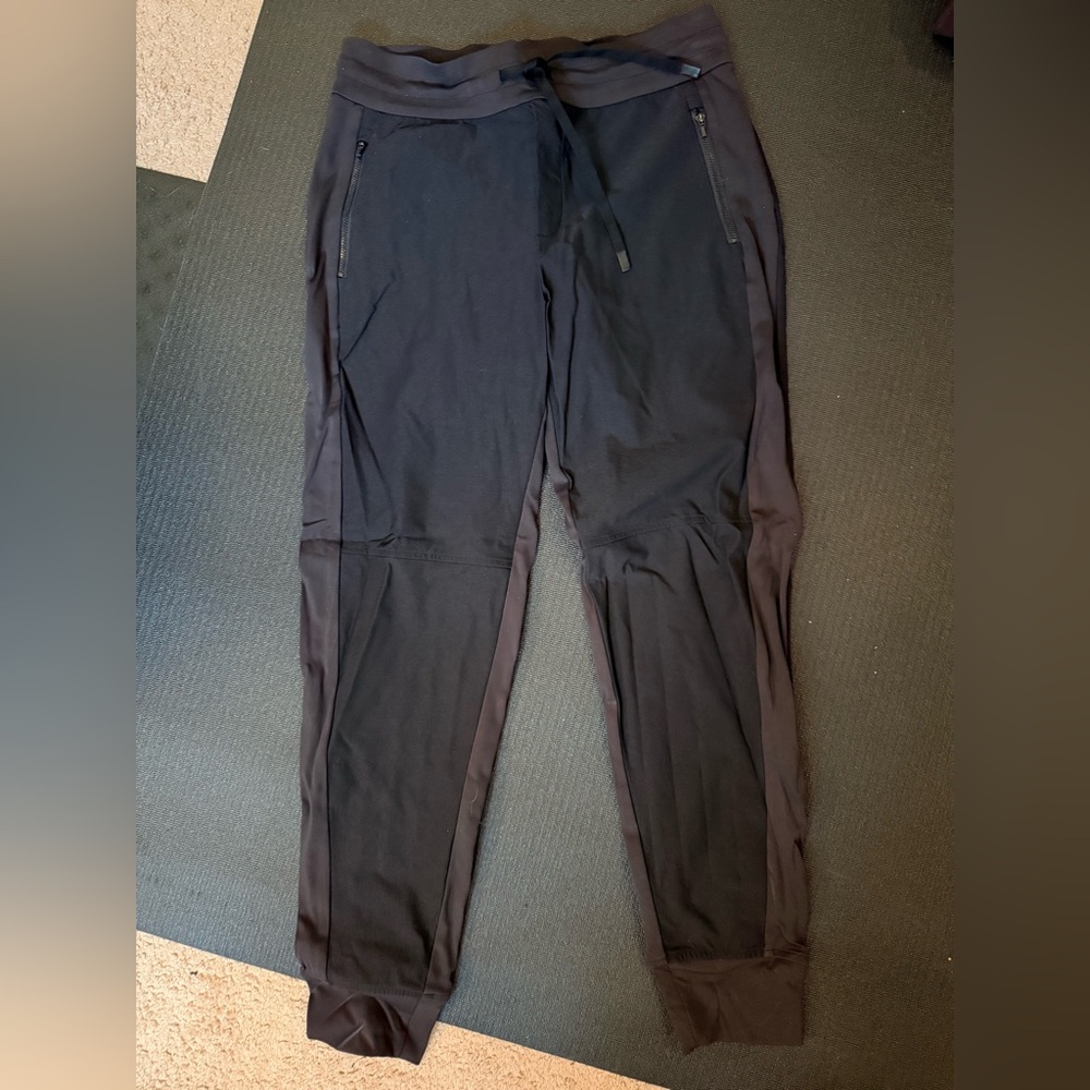Athleta Midnight Black Activewear Pants